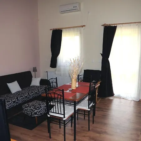 Apartment Arany Szolo Wellness Apartmanhaz Heviz