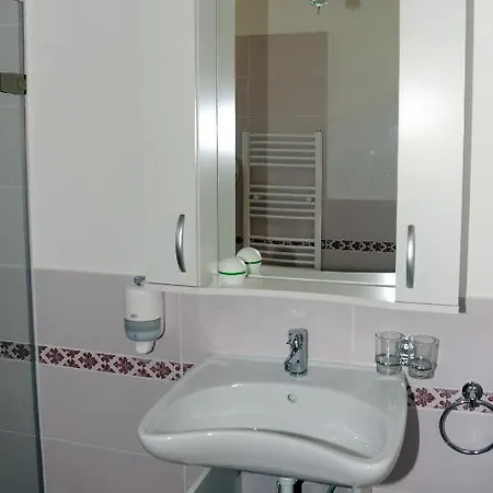 Arany Szolo Wellness Apartmanhaz Lägenhet Hévíz