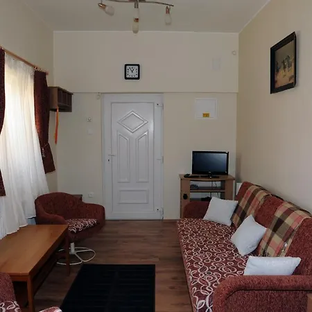 Appartamento Arany Szőlő Wellness *