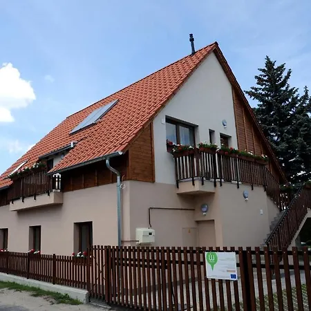 Arany Szolo Wellness Apartmanhaz Apartment Heviz