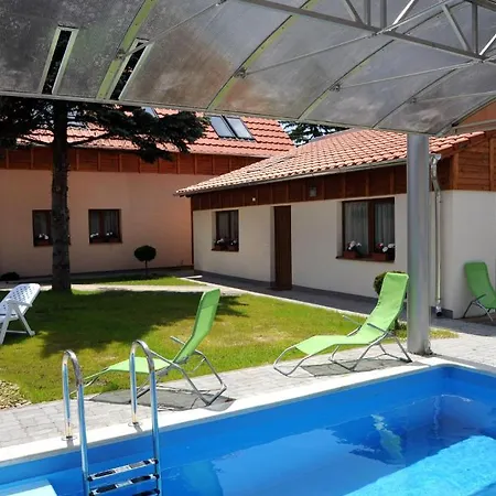 Arany Szőlő Wellness Apartman Hévíz