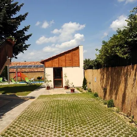 Arany Szolo Wellness Apartmanhaz *