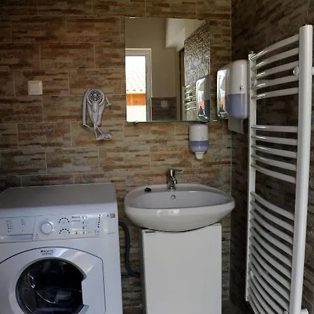 Arany Szolo Wellness Apartmanhaz *