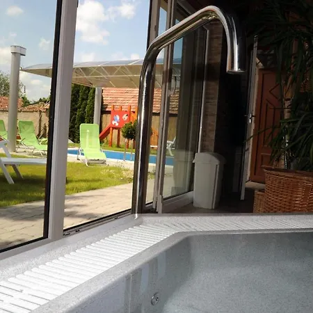 Arany Szőlő Wellness Apartman Hévíz